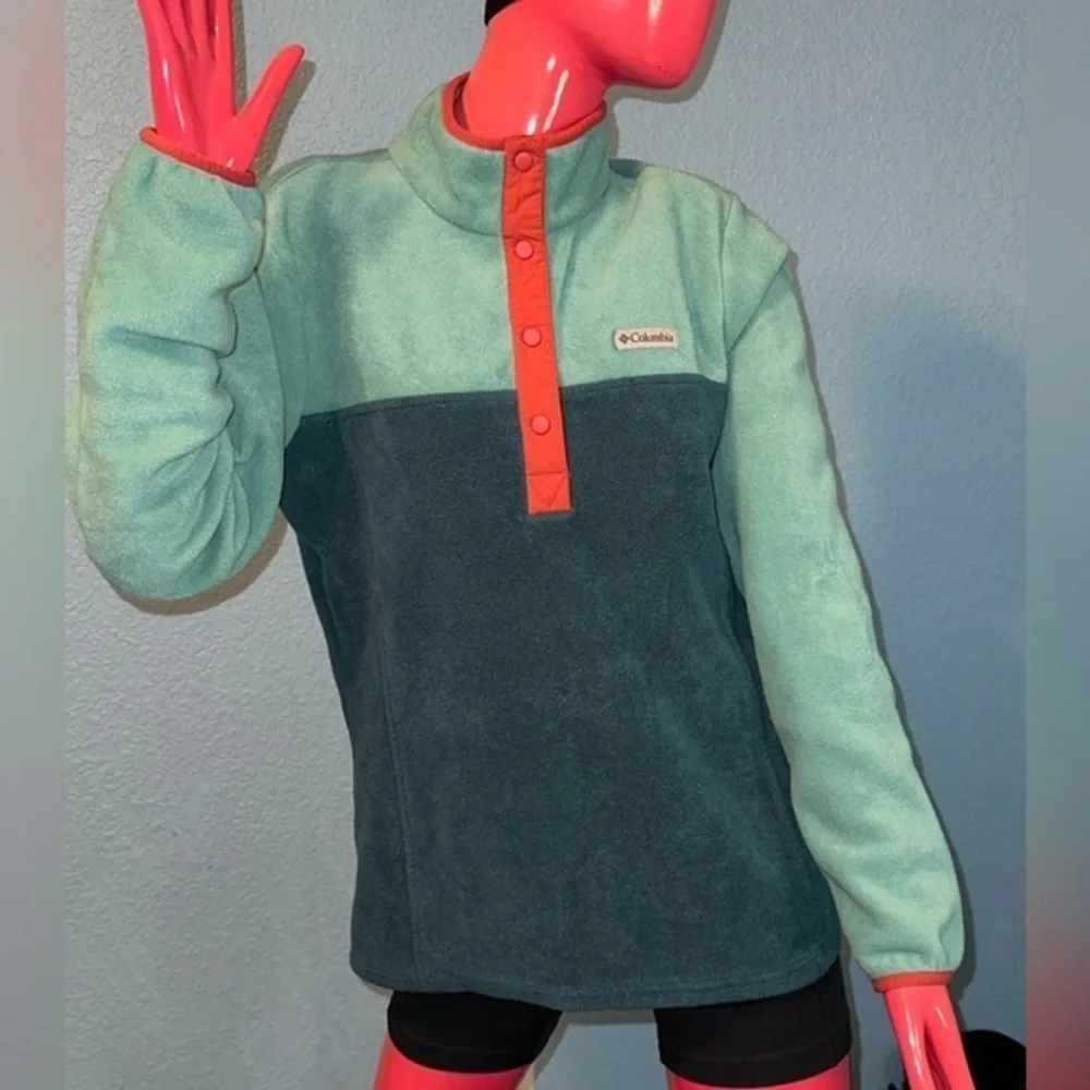 Columbia Sweater